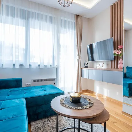 Apartamento Adoro Titova