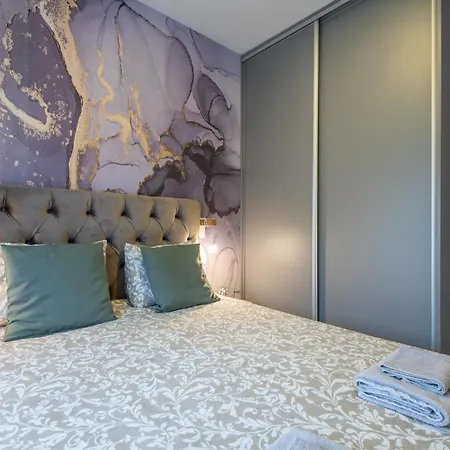 Adoro Titova Apartment