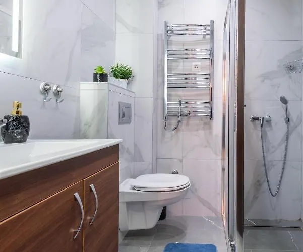 Adoro Titova Daire Zlatibor