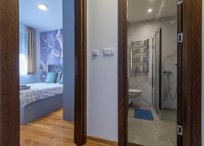 Daire Adoro Titova *